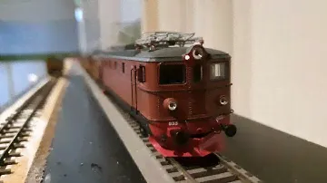 SJ Ma 833