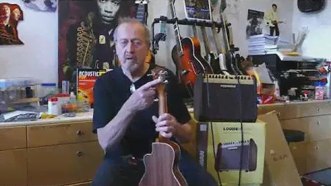 LANIKAI Konzertukulele UMAHCE, Mahogany, MA-CEC, Preamp, Tasche WERBUNG