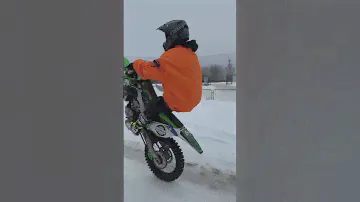 A quick wheelie in VETEMENTS bomber jacket