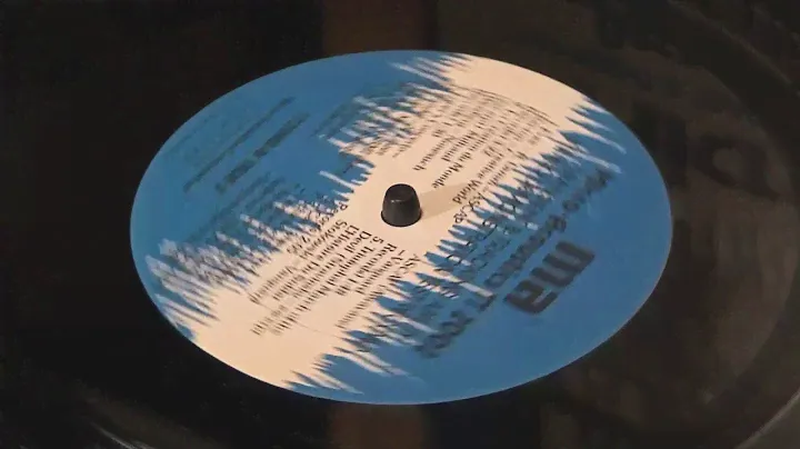 Rega P25 plays 'Free' from the Micro-Acoustics demo record