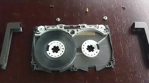 TDK MA-XG METAL CASSETTE LOOK INSIDE.DESMONTANDO LA TDK METAL MA-XG